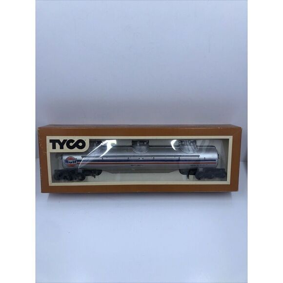 Tyco HO Scale 62' Gulf Triple Dome Tank Train Car. - Picture 1 of 13